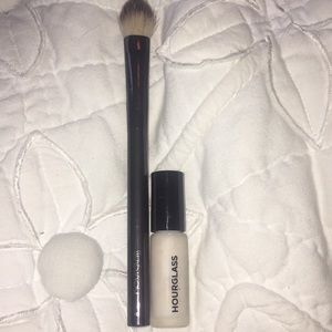 3 for $10 hourglass brush and mini primer